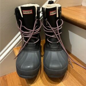 Hunter men's insulated and water resistant boots